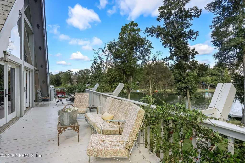 1099 Lake Asbury Drive Green Cove Springs FL 32043