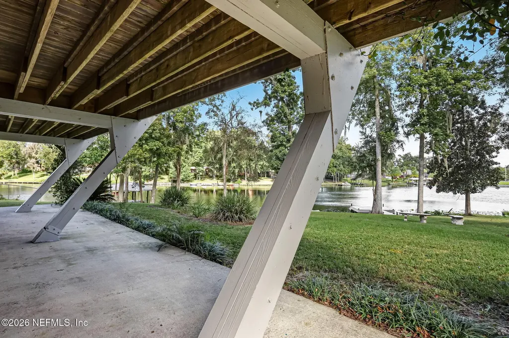 1099 Lake Asbury Drive Green Cove Springs FL 32043