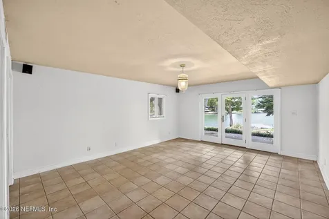 1099 Lake Asbury Drive Green Cove Springs FL 32043