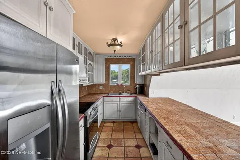 1099 Lake Asbury Drive Green Cove Springs FL 32043