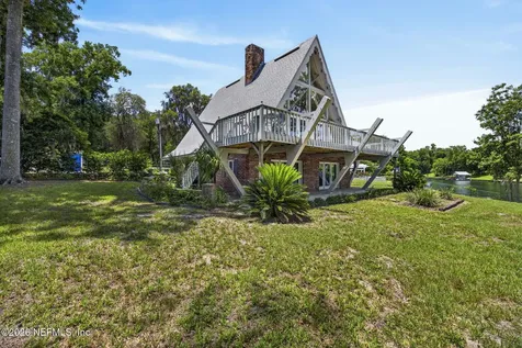 1099 Lake Asbury Drive Green Cove Springs FL 32043