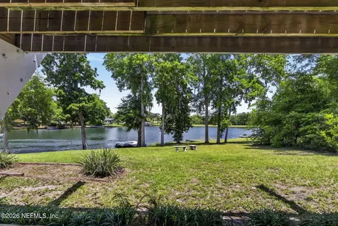 1099 Lake Asbury Drive Green Cove Springs FL 32043