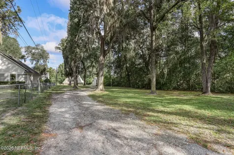 1099 Lake Asbury Drive Green Cove Springs FL 32043