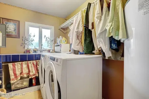 1099 Lake Asbury Drive Green Cove Springs FL 32043