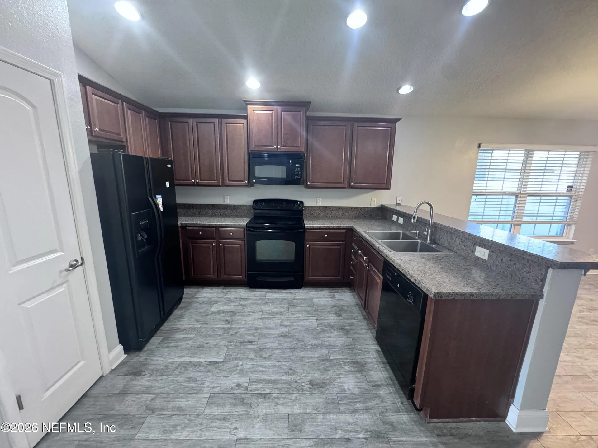 7565 Westland Oaks Drive Jacksonville FL 32244