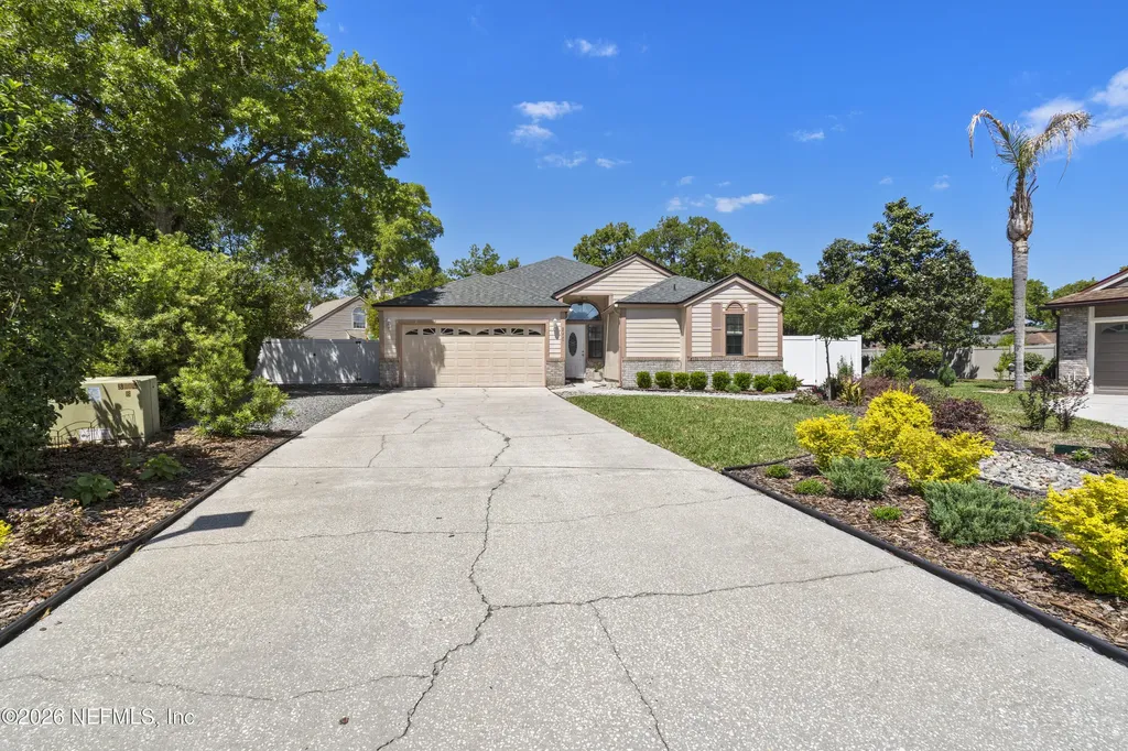 8000 Loch Lomond Lane Jacksonville FL 32244