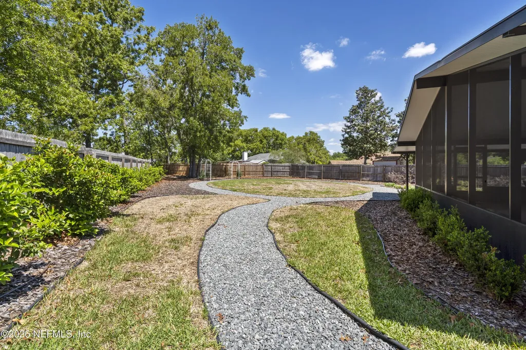 8000 Loch Lomond Lane Jacksonville FL 32244