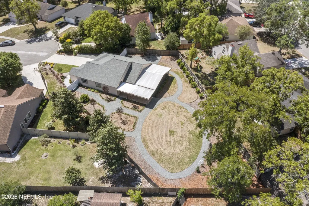 8000 Loch Lomond Lane Jacksonville FL 32244