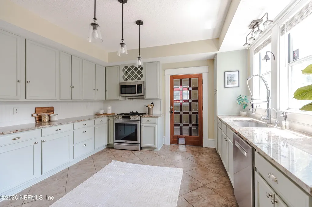 2598 Herschel Street Jacksonville FL 32204