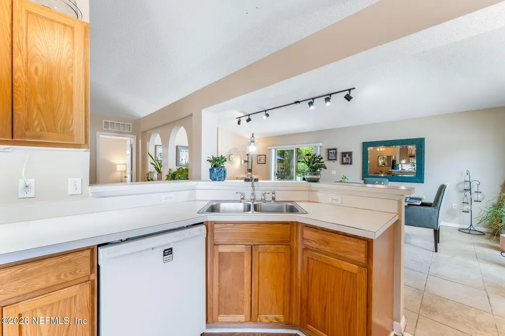 2274 Peerless Lane W Jacksonville FL 32246