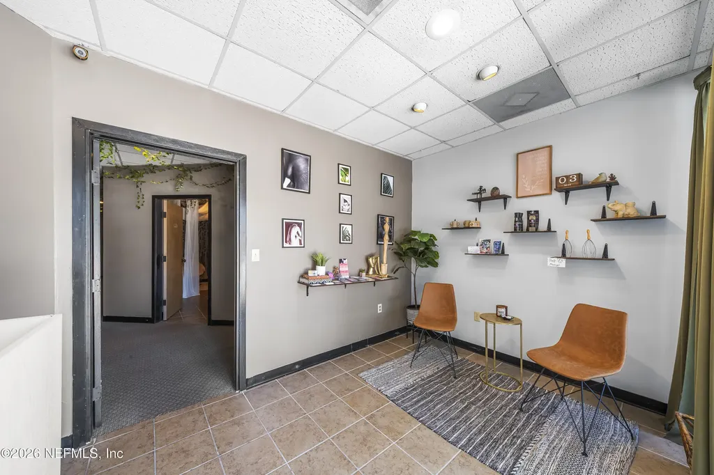 8850 Goodbys Executive Drive Jacksonville FL 32217