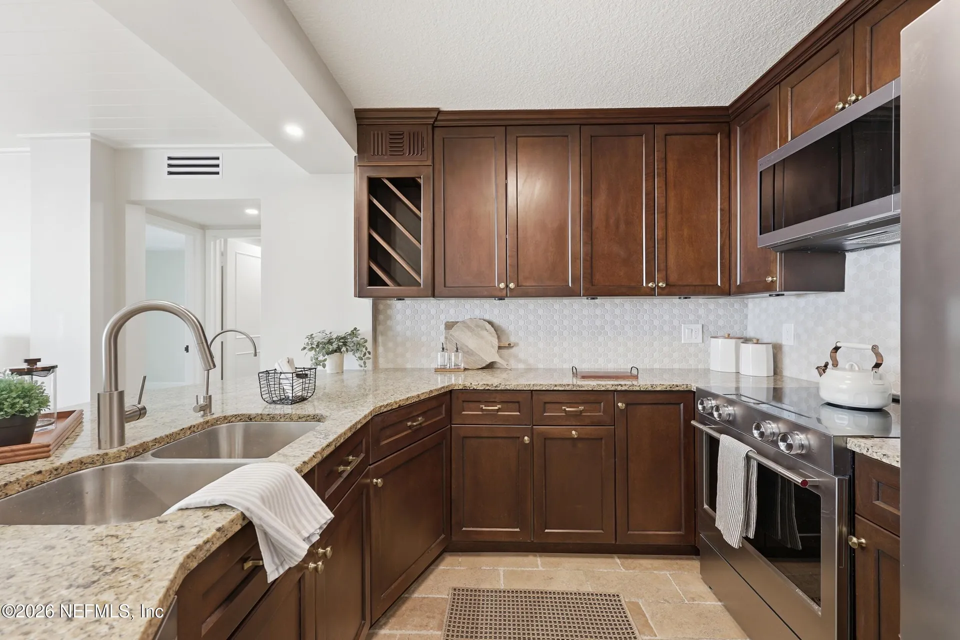 2200 Ocean Drive S Jacksonville Beach FL 32250