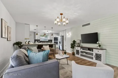 2911 Cadiz Avenue Jacksonville FL 32217