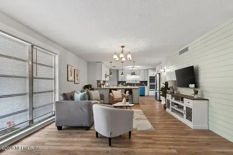 2911 Cadiz Avenue Jacksonville FL 32217