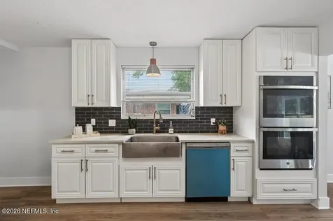 2911 Cadiz Avenue Jacksonville FL 32217