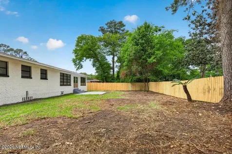 2911 Cadiz Avenue Jacksonville FL 32217