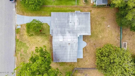 4558 Daughtry Boulevard E Jacksonville FL 32210