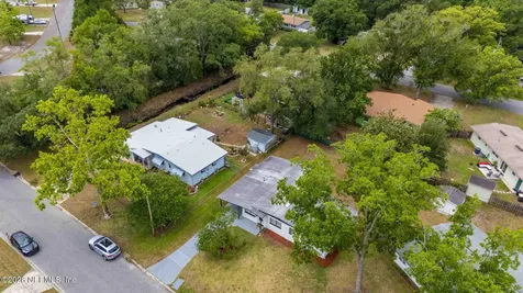 4558 Daughtry Boulevard E Jacksonville FL 32210