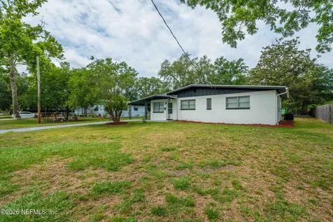 4558 Daughtry Boulevard E Jacksonville FL 32210