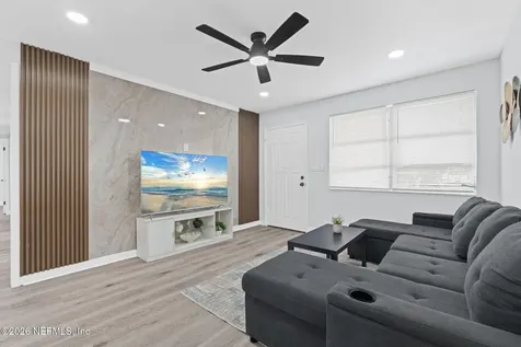 4558 Daughtry Boulevard E Jacksonville FL 32210