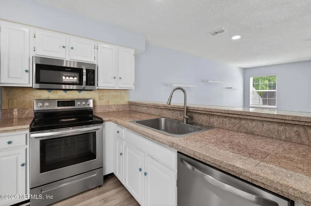 1507 Spindrift Circle W Neptune Beach FL 32266