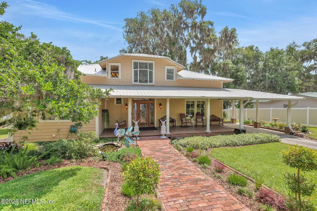 517 S Prospect Street Crescent City FL 32112