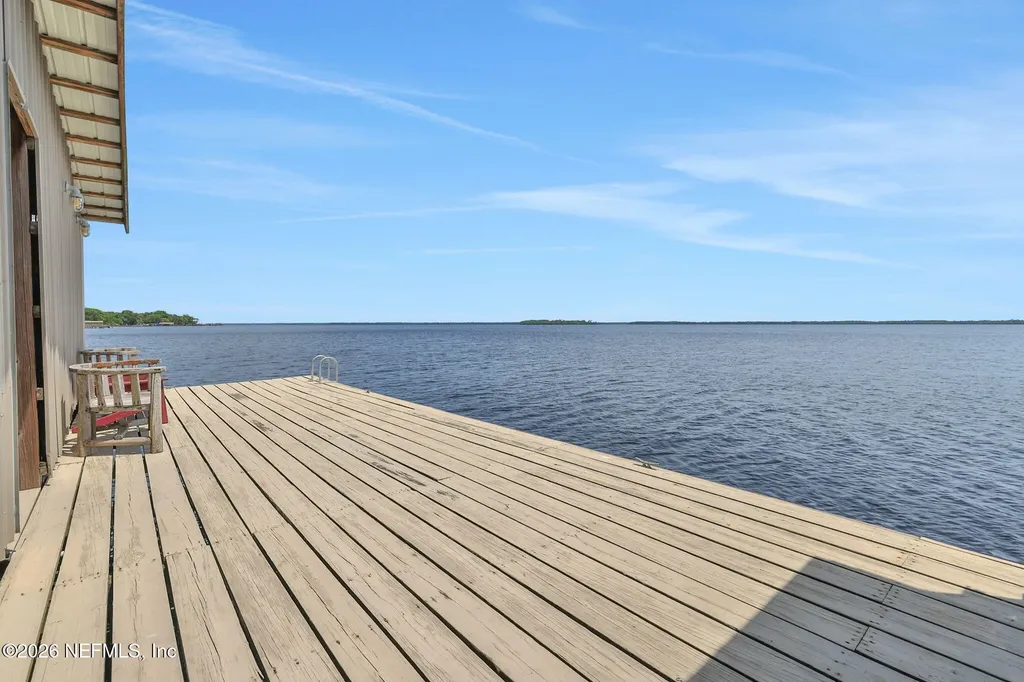 517 S Prospect Street Crescent City FL 32112