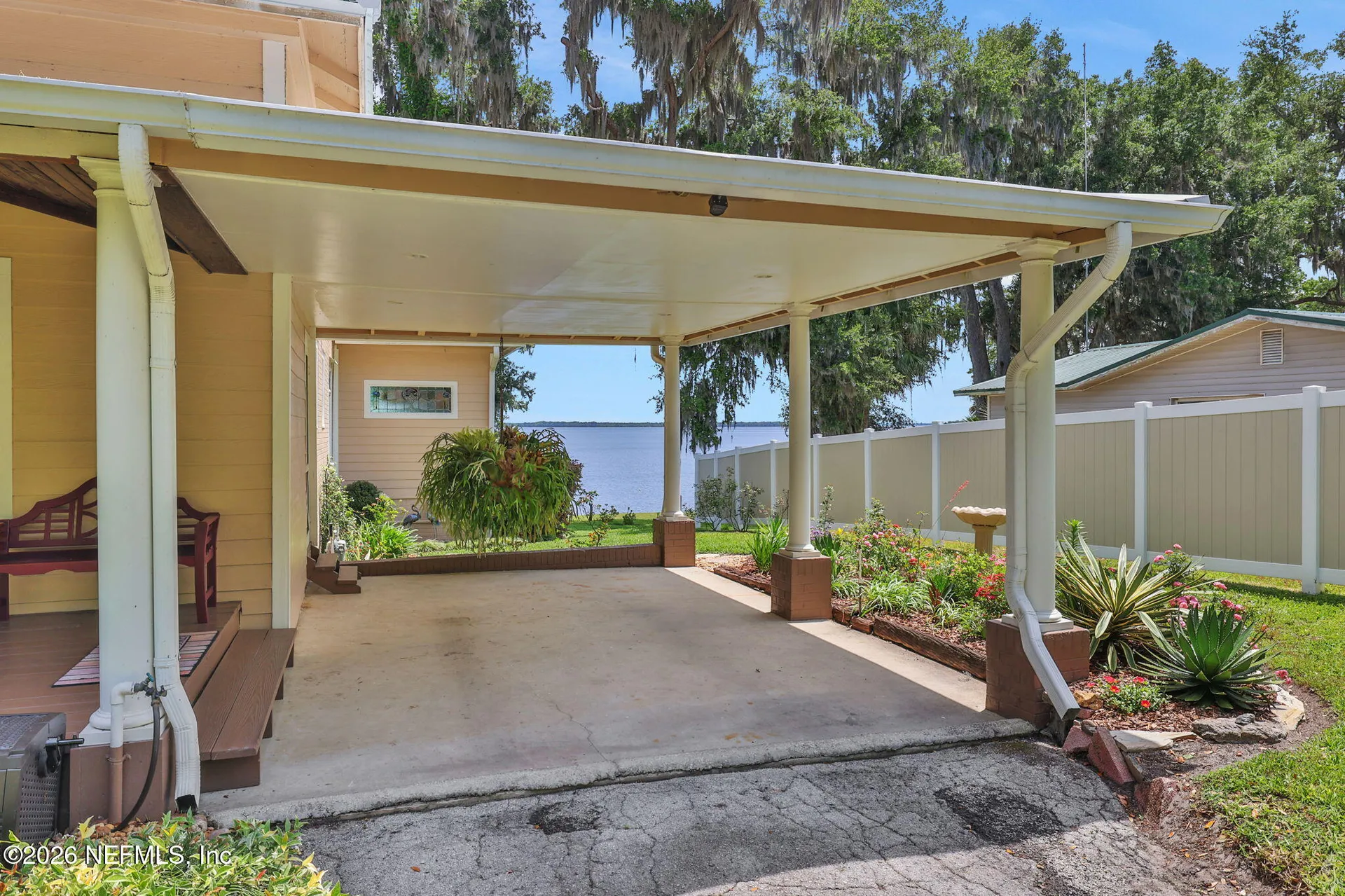 517 S Prospect Street Crescent City FL 32112