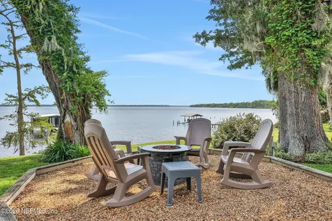517 S Prospect Street Crescent City FL 32112