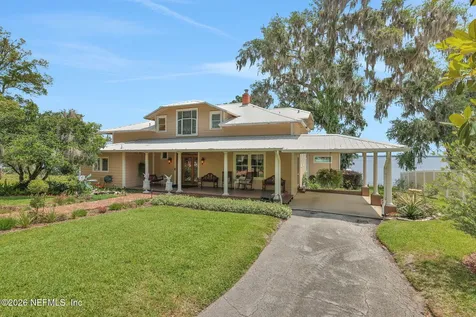 517 S Prospect Street Crescent City FL 32112