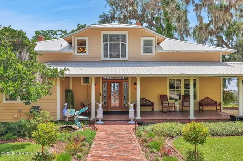 517 S Prospect Street Crescent City FL 32112