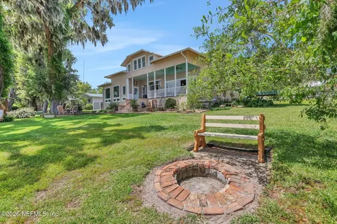 517 S Prospect Street Crescent City FL 32112