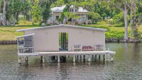 517 S Prospect Street Crescent City FL 32112
