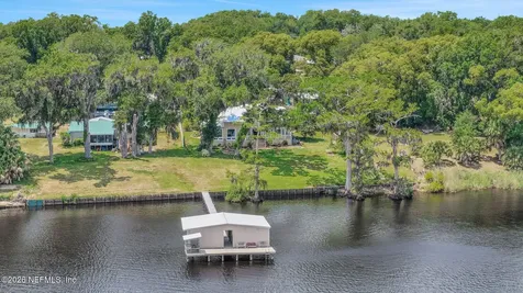 517 S Prospect Street Crescent City FL 32112