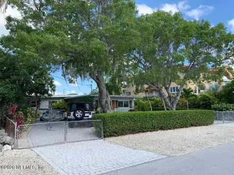 1136 W Shore Drive Big Pine Key FL 33043
