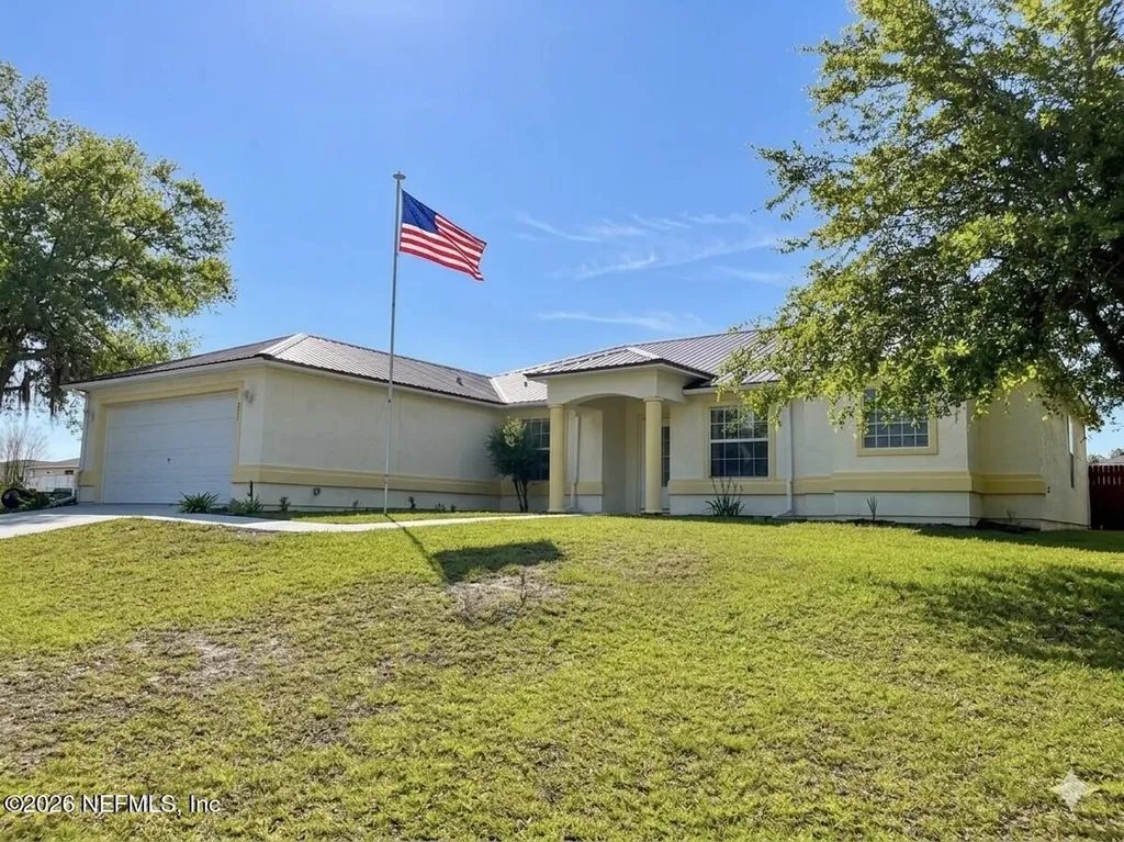 203 Village Drive Welaka FL 32193
