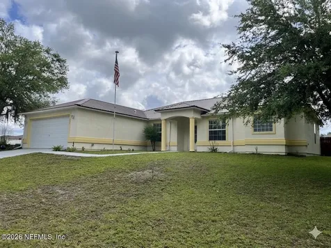 203 Village Drive Welaka FL 32193