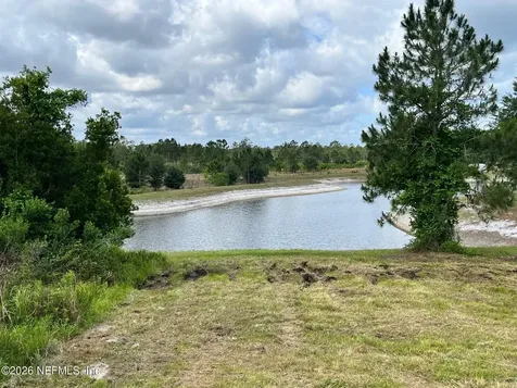 203 Village Drive Welaka FL 32193