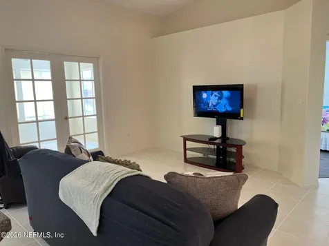 203 Village Drive Welaka FL 32193