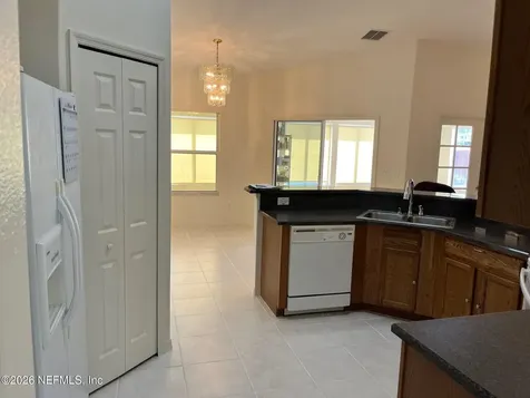 203 Village Drive Welaka FL 32193