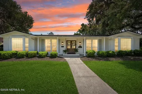 2254 Smullian Trail N Jacksonville FL 32217