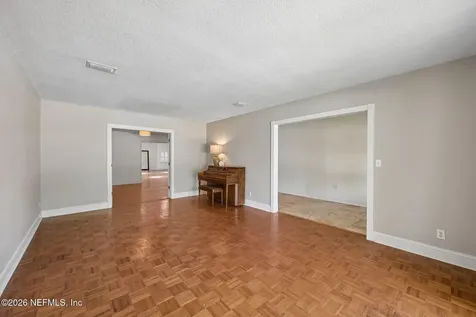 2254 Smullian Trail N Jacksonville FL 32217