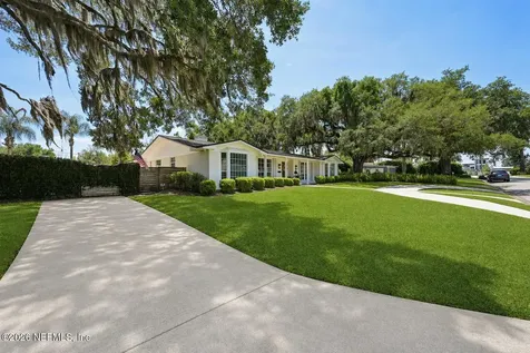 2254 Smullian Trail N Jacksonville FL 32217