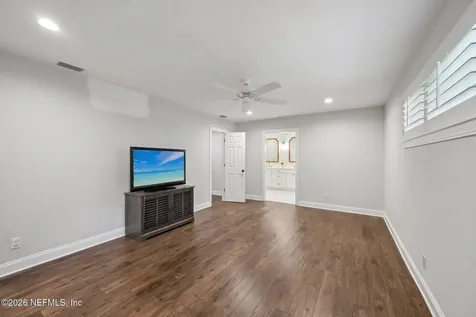 2254 Smullian Trail N Jacksonville FL 32217