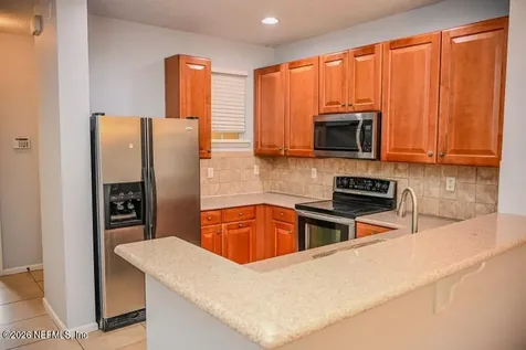2391 White Sands Drive Jacksonville FL 32216