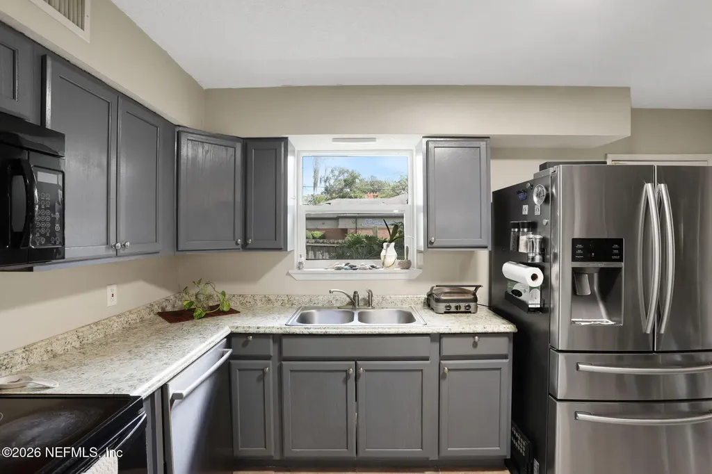 5556 Grove Avenue Jacksonville FL 32211