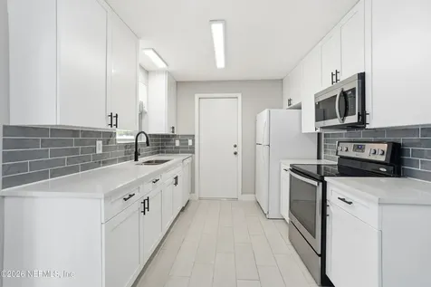 8918 Duluth Court Jacksonville FL 32216