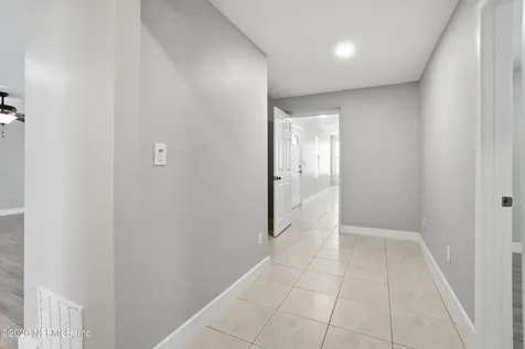 8918 Duluth Court Jacksonville FL 32216