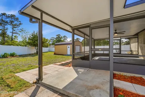 8918 Duluth Court Jacksonville FL 32216