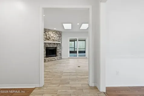 3245 Clipper Place Jacksonville FL 32216